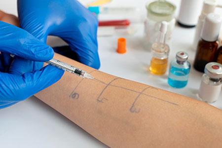 O Projeto Brasil sem Alergia realiza testes de alergia podem ajudar a detectar alergias a alimentos que você come como camarão, amendoim, leite, chocolate, carne de porco